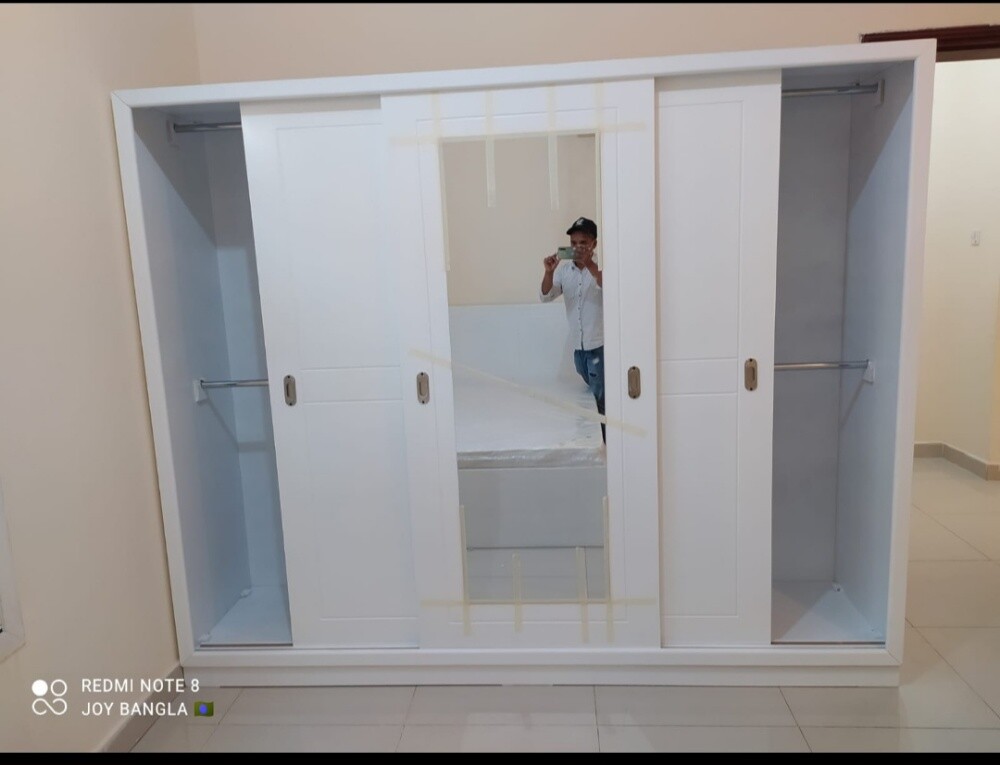 خزانة كبيرة وخزانة صغيرة متاحة. - 24