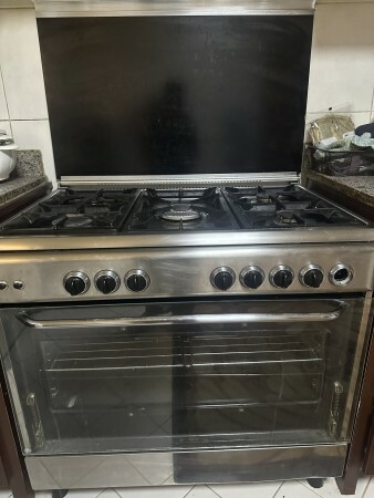 Heavy duty used stove - 1