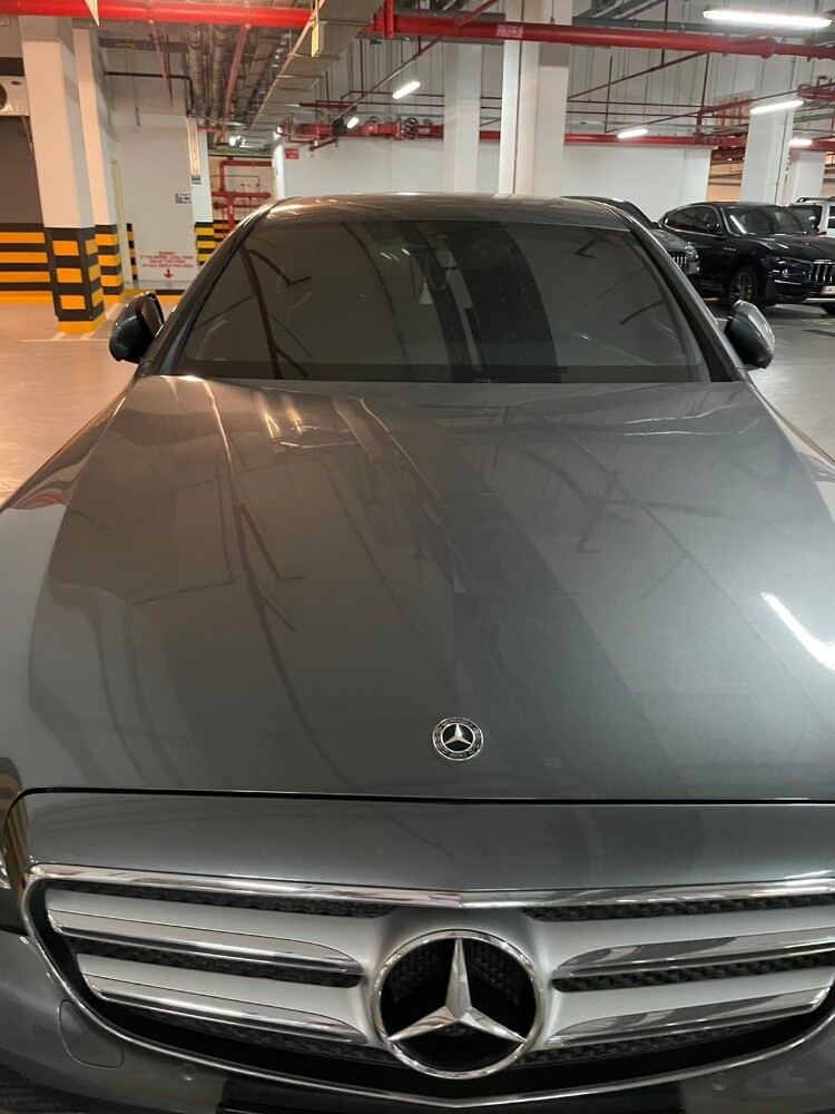 E 200 — photo 3 for sale in Qatar