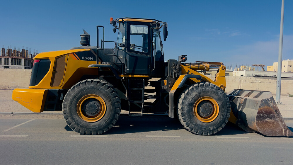 wheel loader for rent - 1