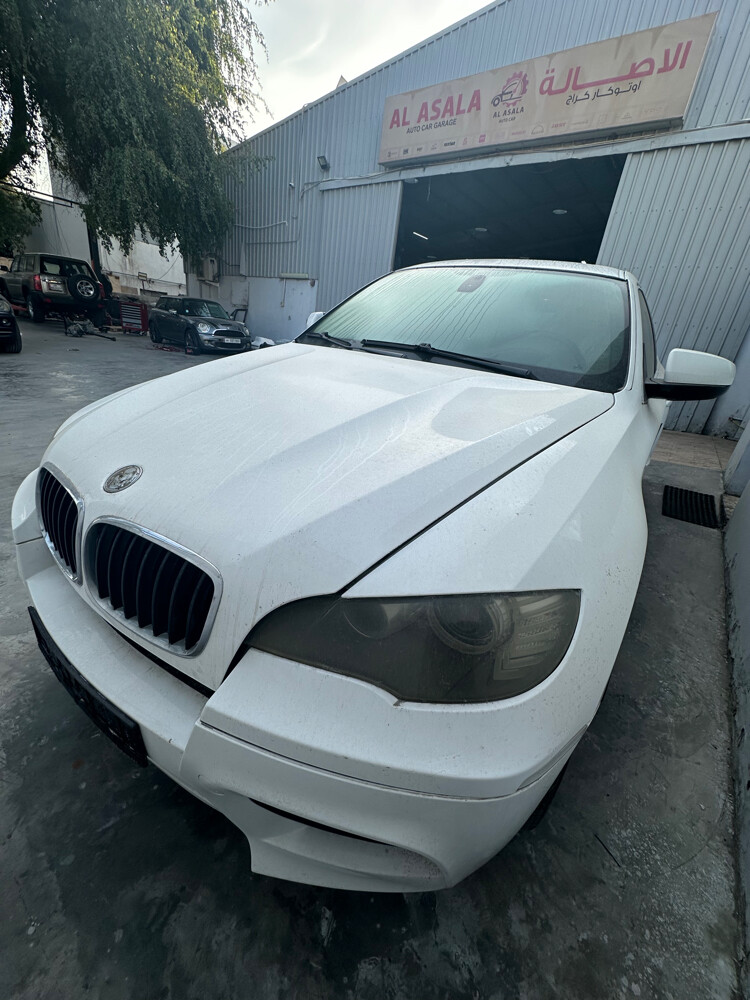 BMW x6 scrab N63 engine  - 1