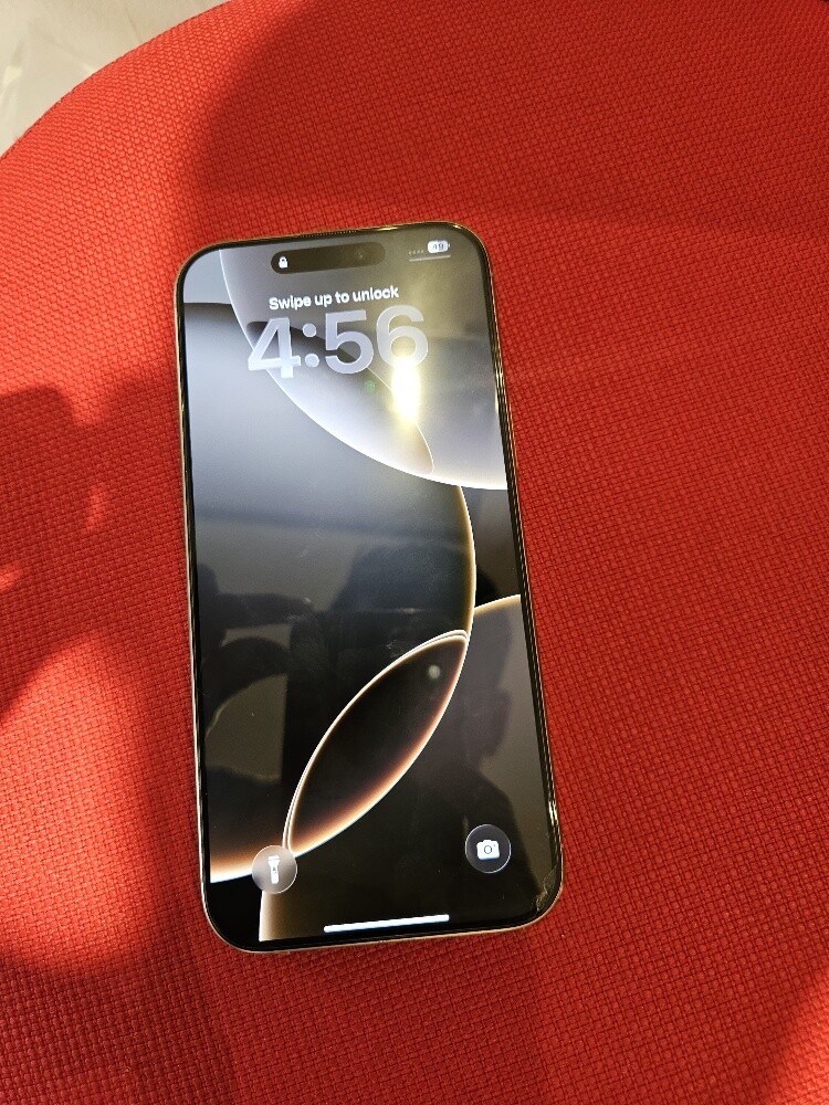 iPhone 16 pro max - 3