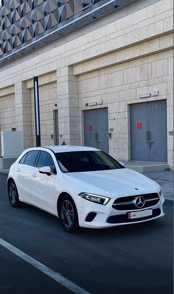 MERCEDES BENZ A200 For sale — photo 1 for sale in Qatar