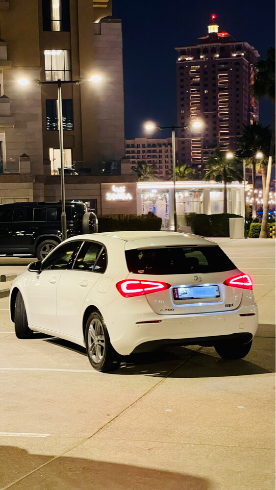 MERCEDES BENZ A200 For sale — photo 2 for sale in Qatar