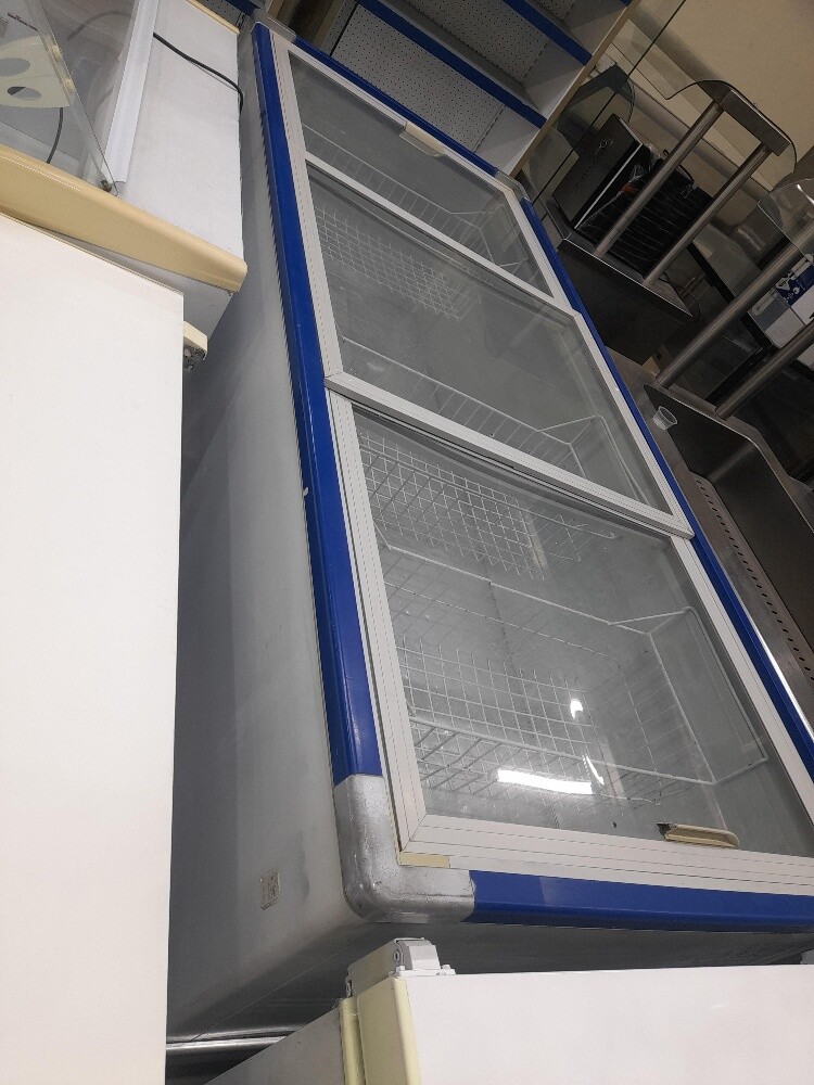 Reem Freezer  For sale - 3