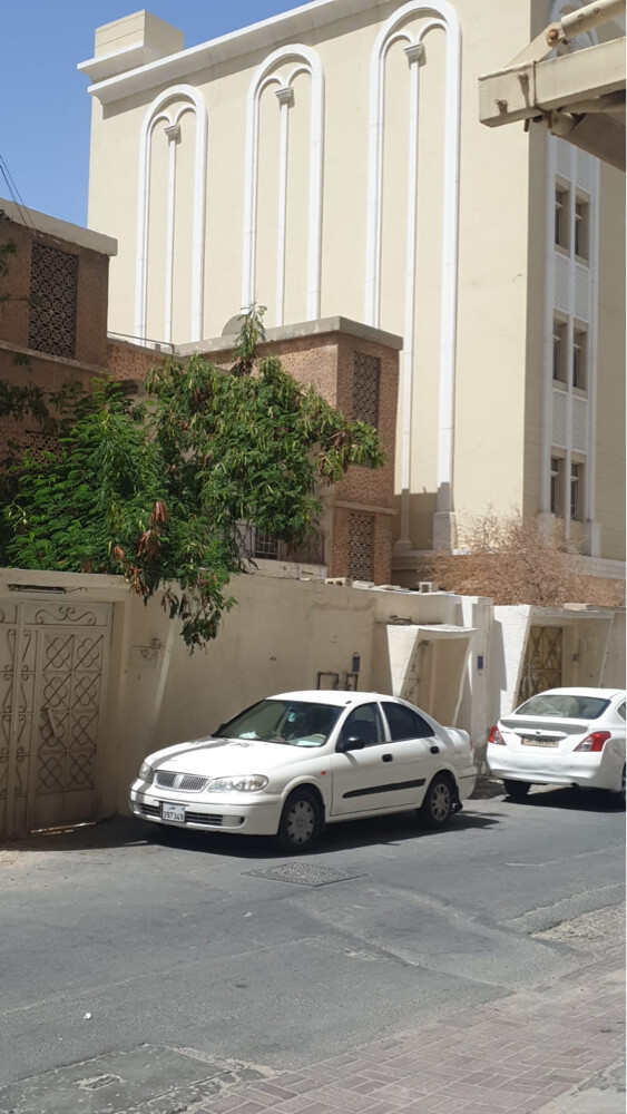 للبيع ارض عمارات في ام غويلينا - 1