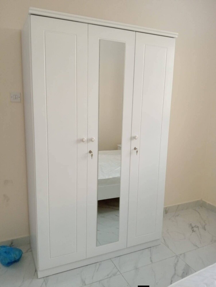 furniture items bed and cabinet - 8