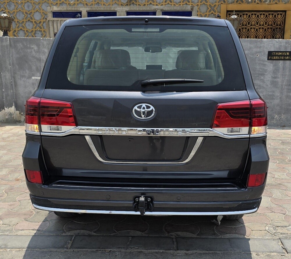 Upgread Landcruser Vxr Twin turbo - 4