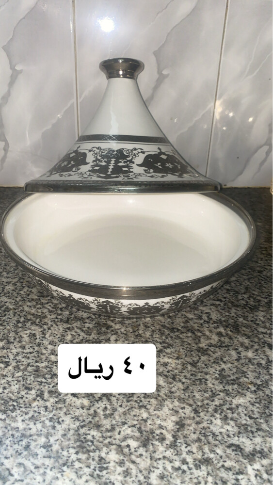 الاسعار مختلفة من ١٠ و٢٠ وطالع  - 1