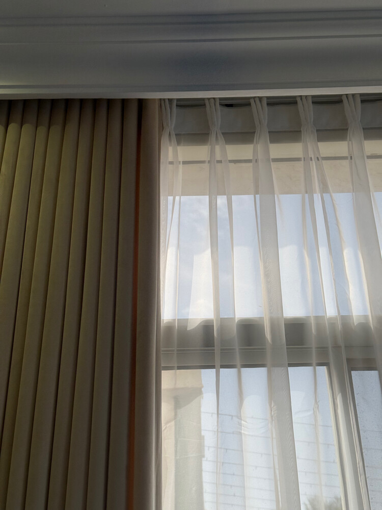 luxurious Curtain with Fixing  - 3