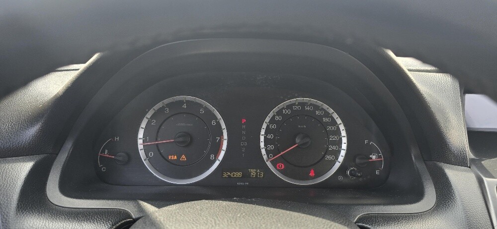 HONDA ACCORD COUPE - 2010 -V6 — photo 1 for sale in Qatar