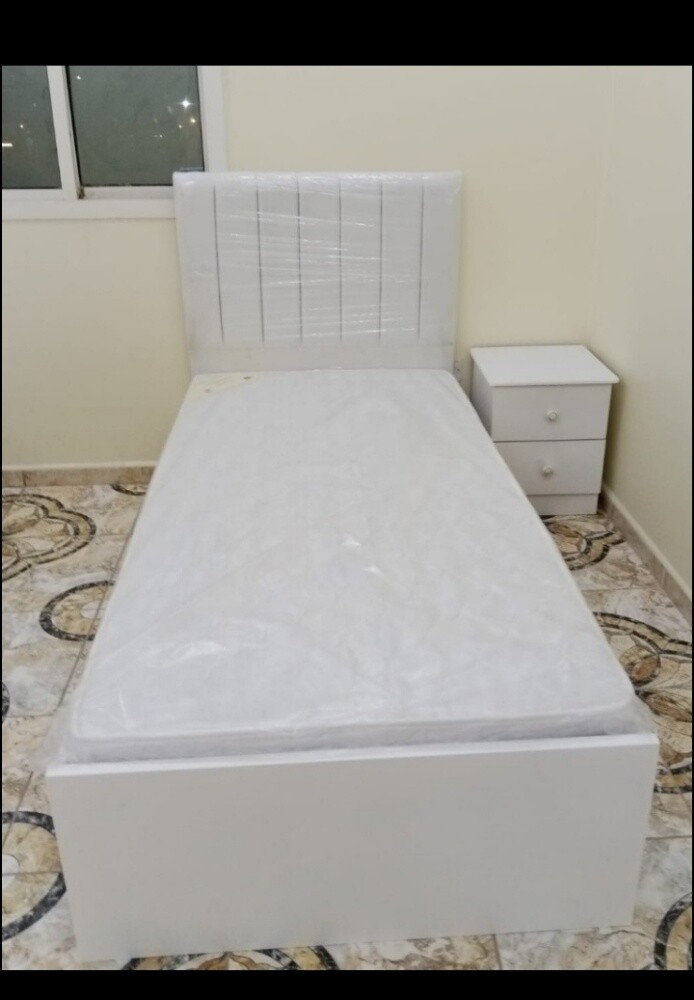Double bed, single bed available - 14