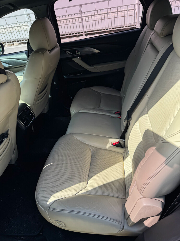 Mazda CX9 for sale, super clean - 2