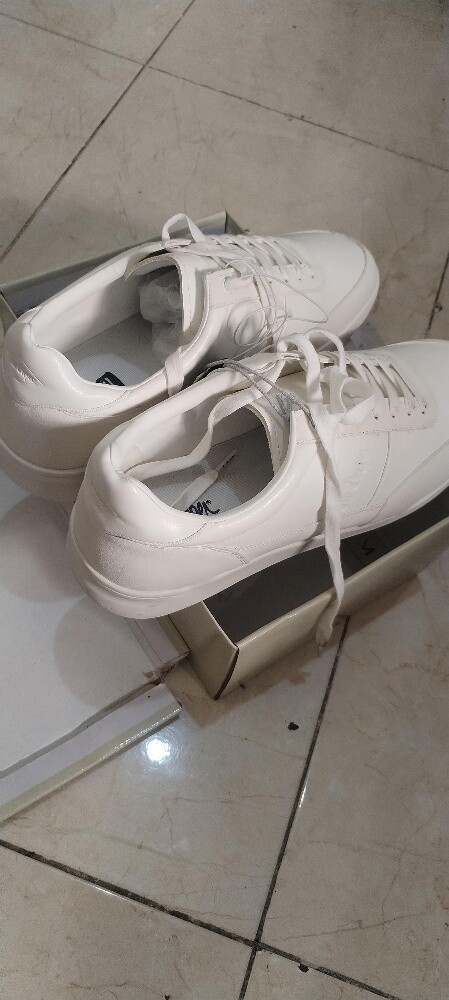 New  unworn shoes - 4