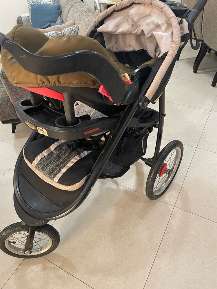 2 stroller GRACO Baby Stroller - 2