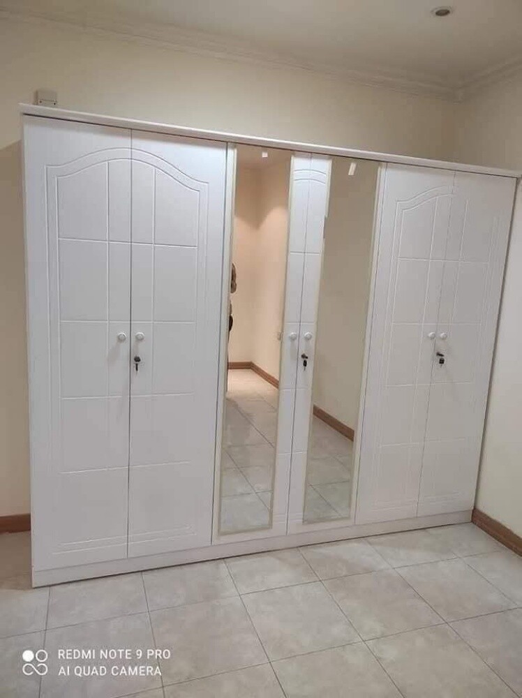 Double bed, single bed available - 20