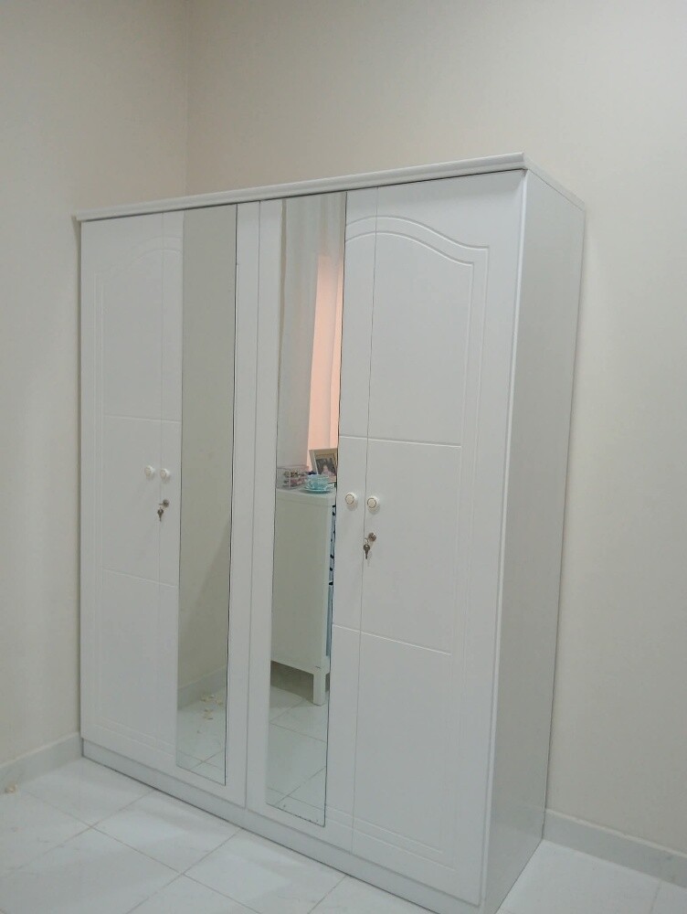 Double bed, single bed available - 26