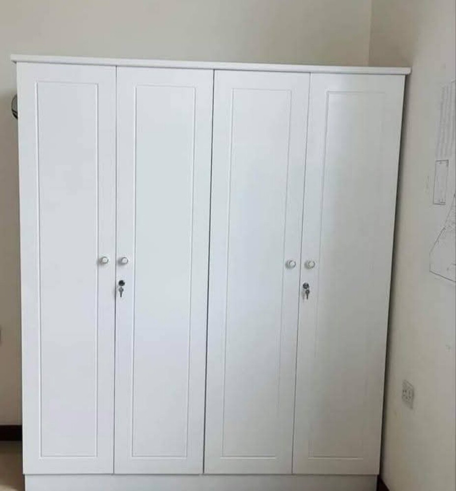 Double bed, single bed available - 12