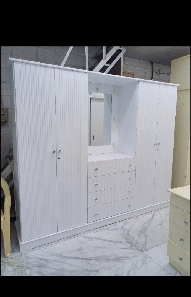 Double bed, single bed available - 22