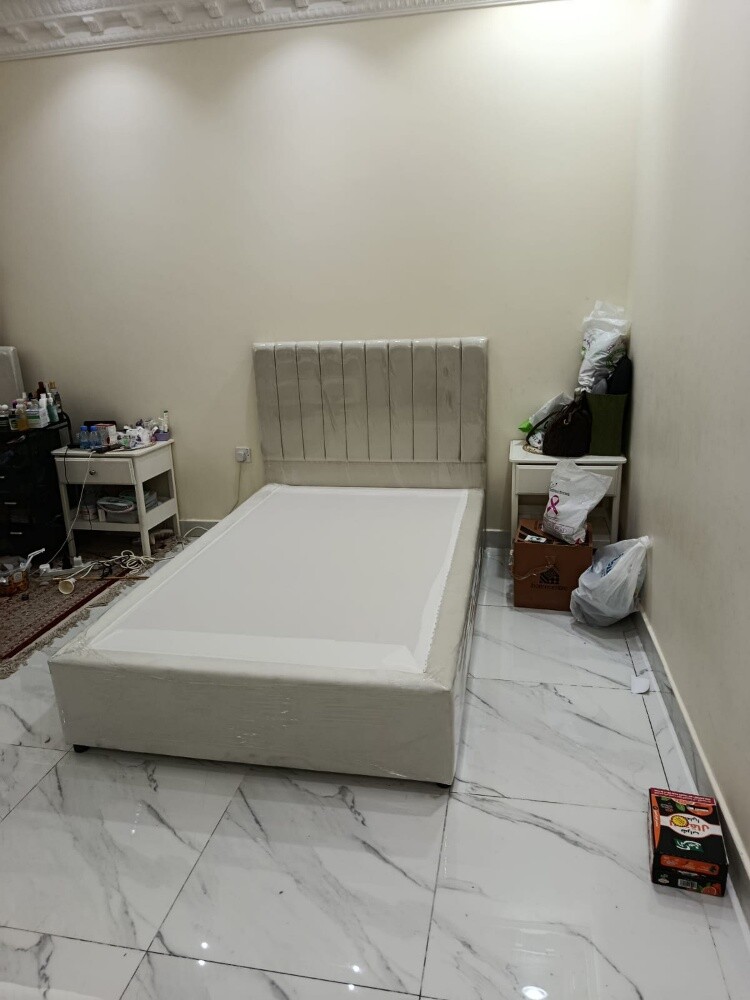 Double bed, single bed available - 8