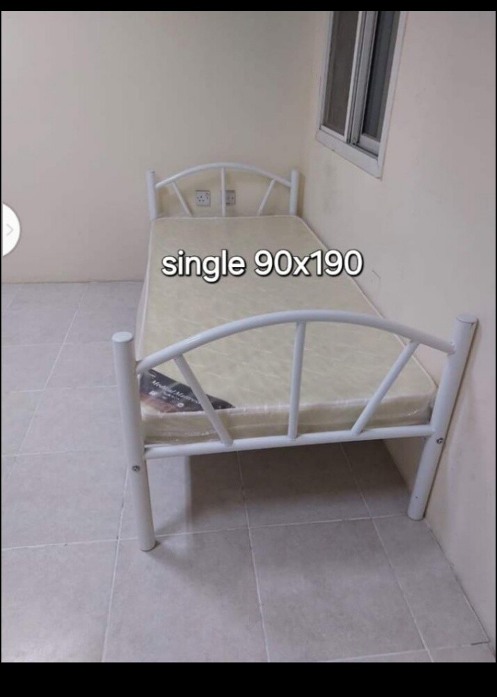 Double bed, single bed available - 29