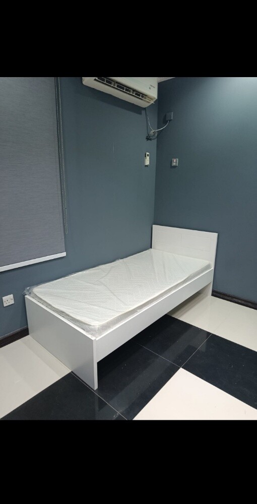 Double bed, single bed available - 7
