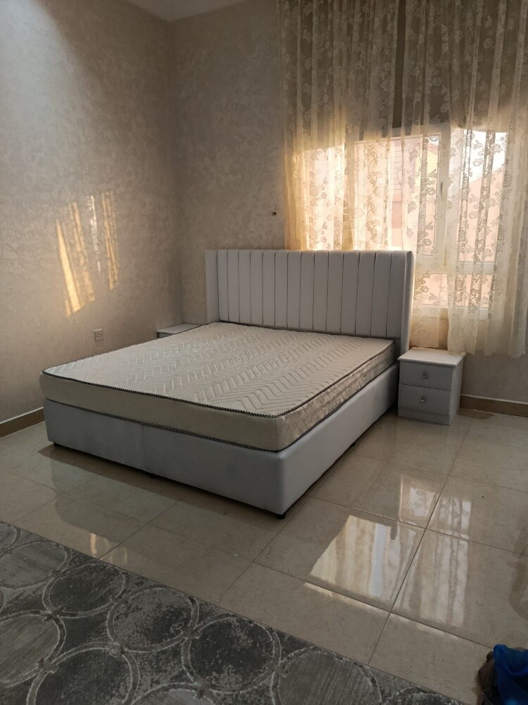 Double bed, single bed available - 12