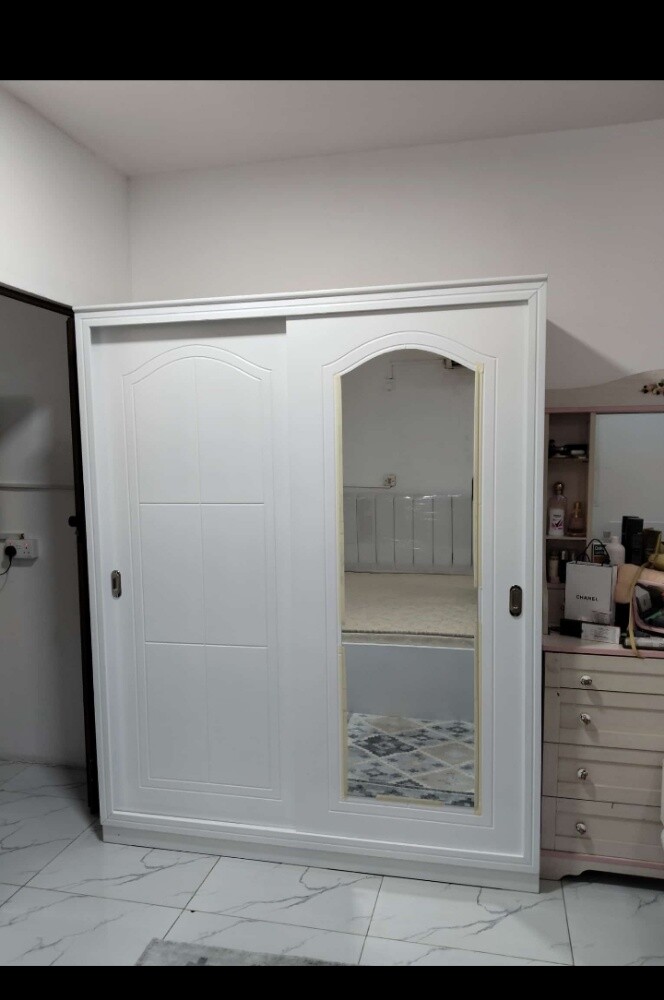 Double bed, single bed available - 13