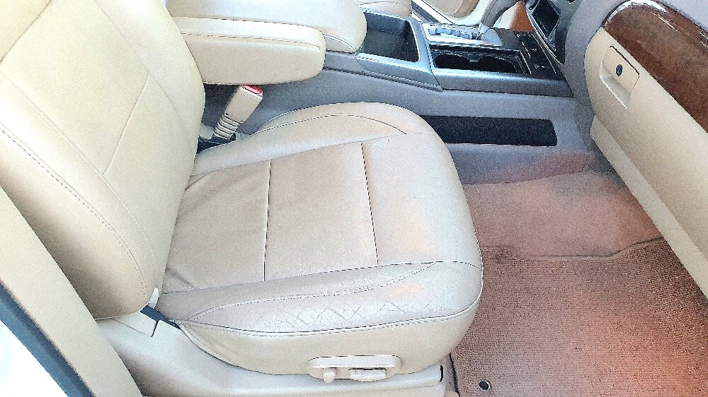 Nissan Armada LE very very clean - 15