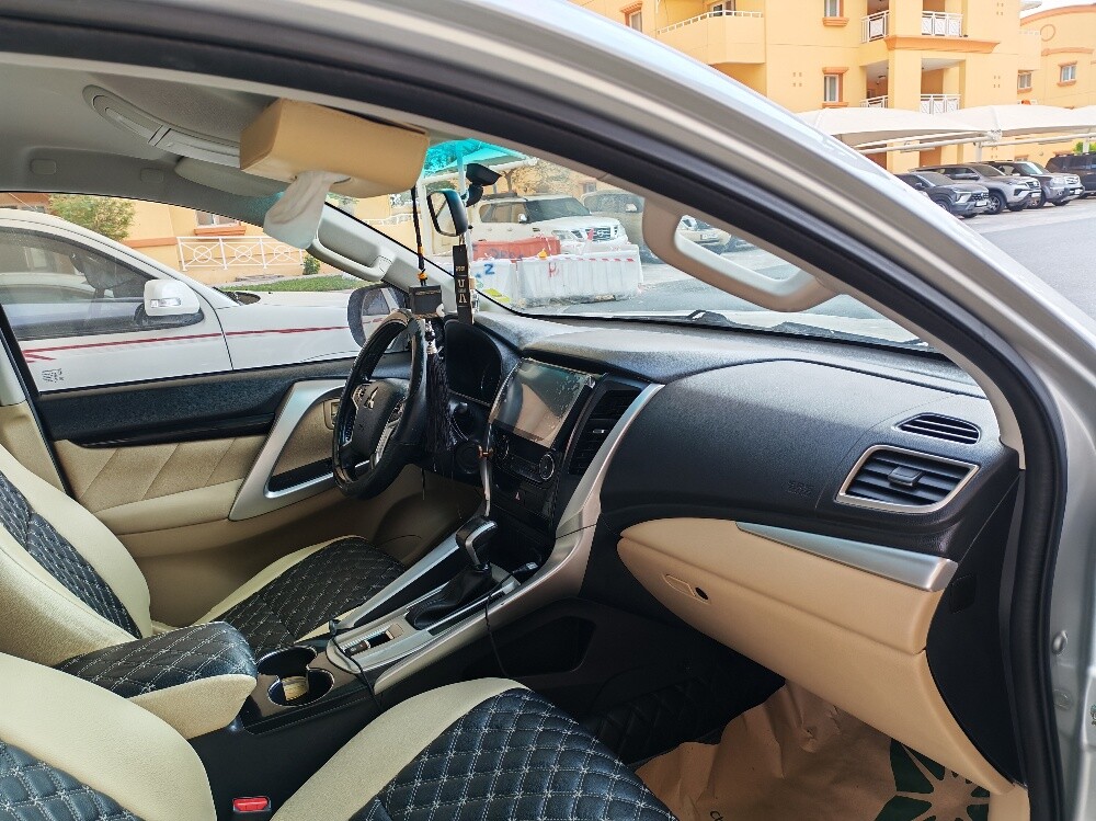 Mitsubishi Montero Sport 2016 - 10