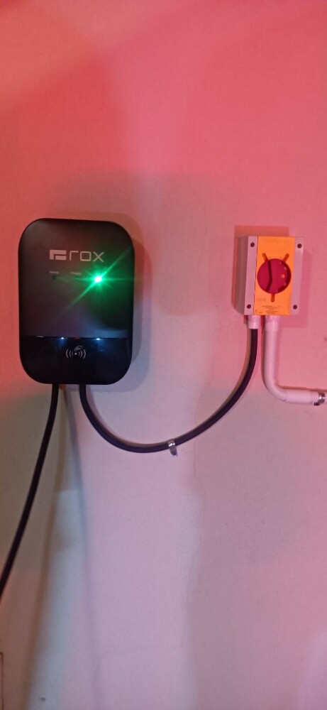 tesla, rox,byd charger instal - 5