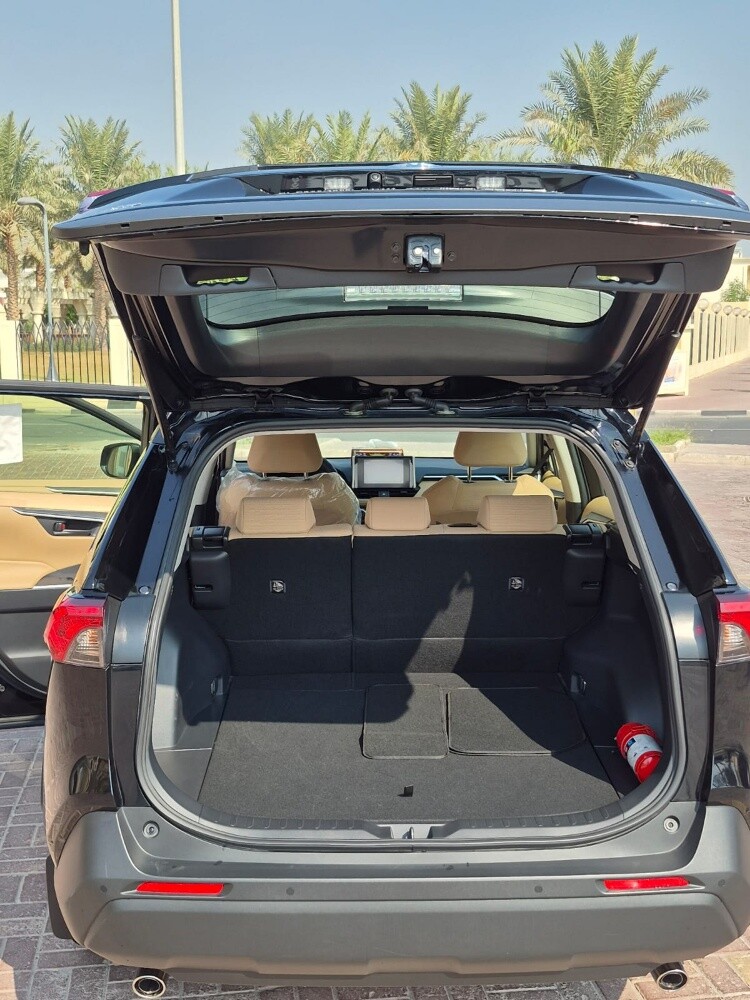 For sale: 2025 RAV4, a good oppor - 13