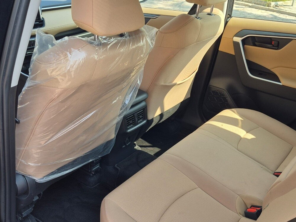 For sale: 2025 RAV4, a good oppor - 5