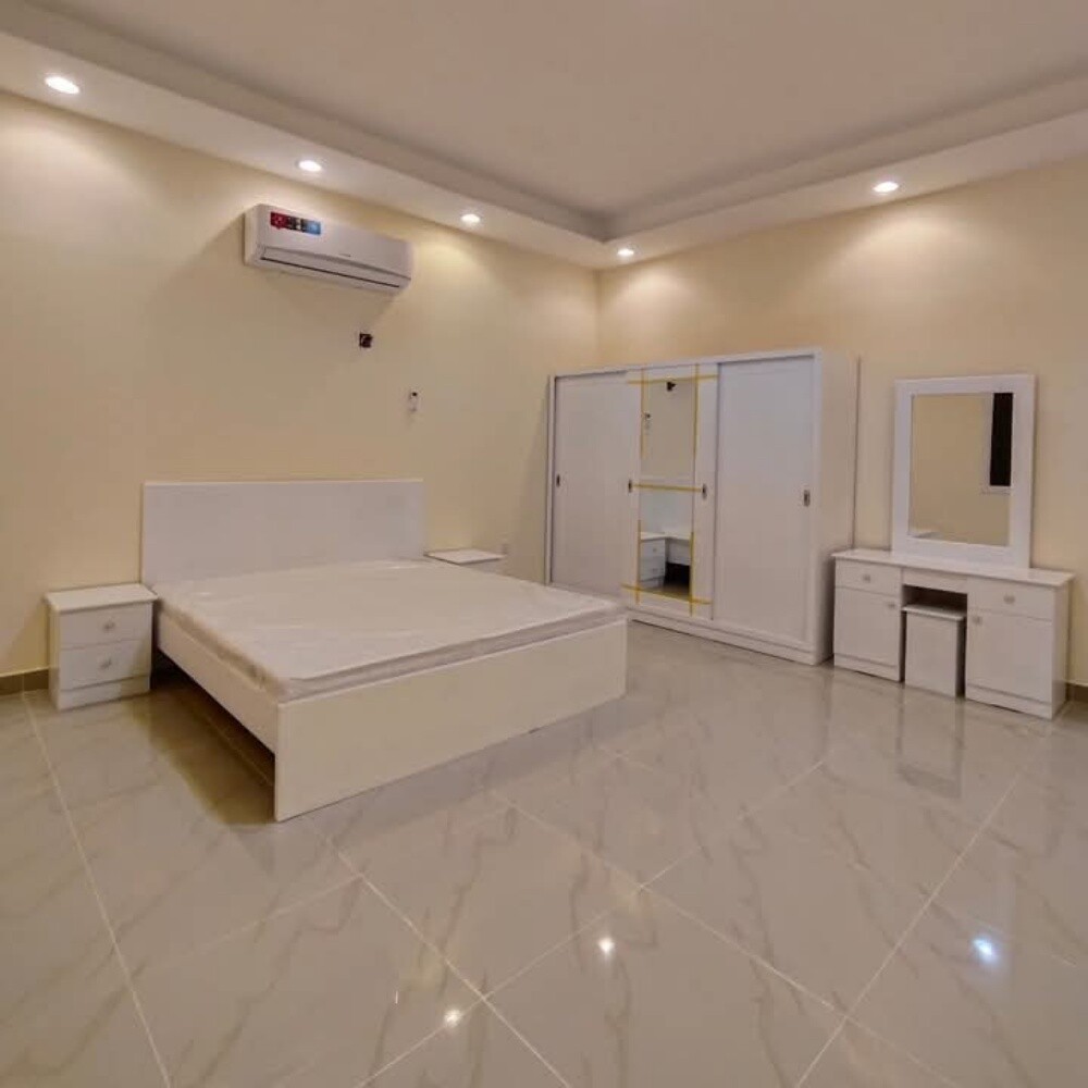 Double bed, single bed available - 29