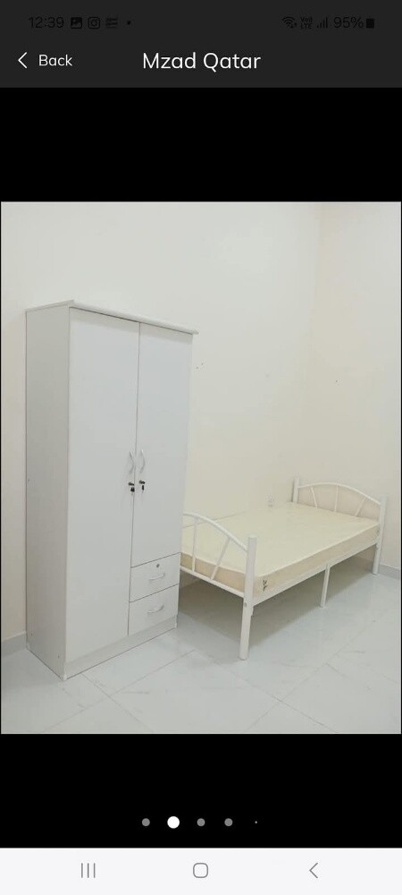 Double bed, single bed available - 27