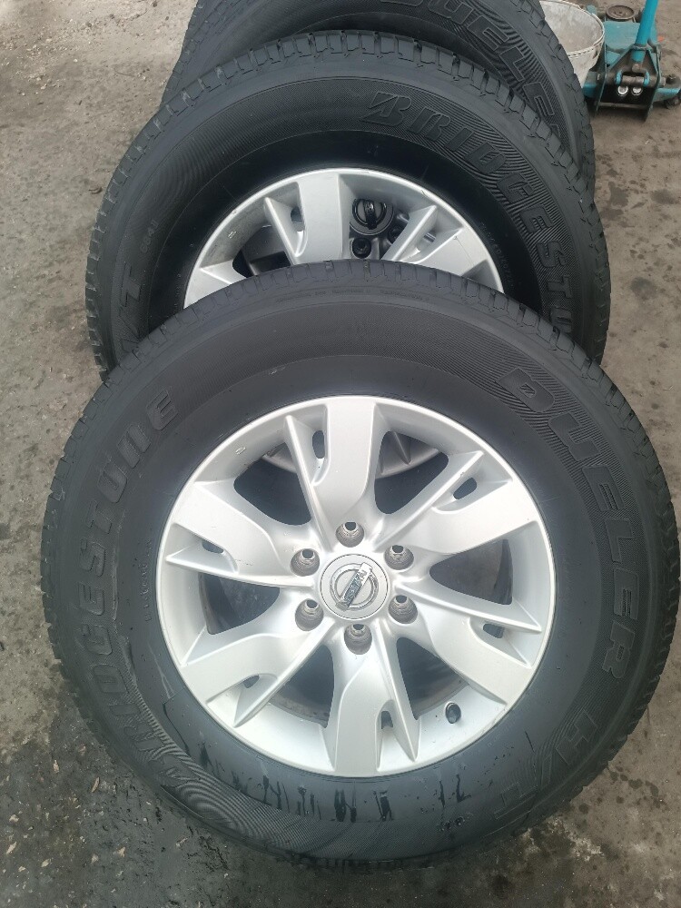 265/70/18" rim - 3