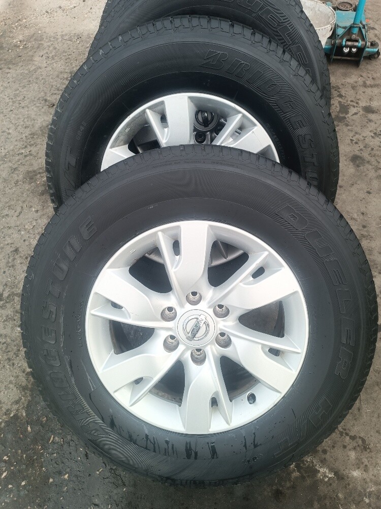 265/70/18" rim - 2