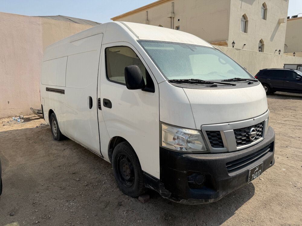 2014 high roof auto matic — photo 1 for sale in Qatar