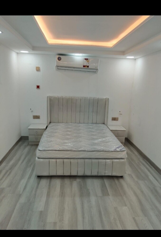 Single bed - 10