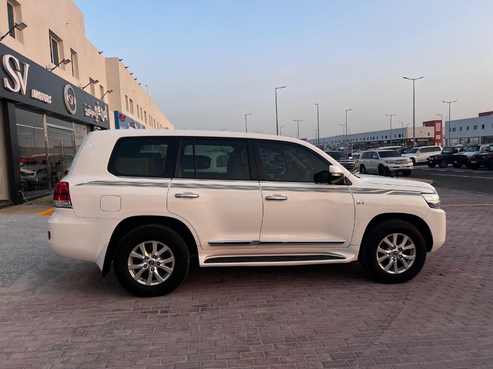 Land Cruiser vxr 2019 — photo 4 for sale in Qatar