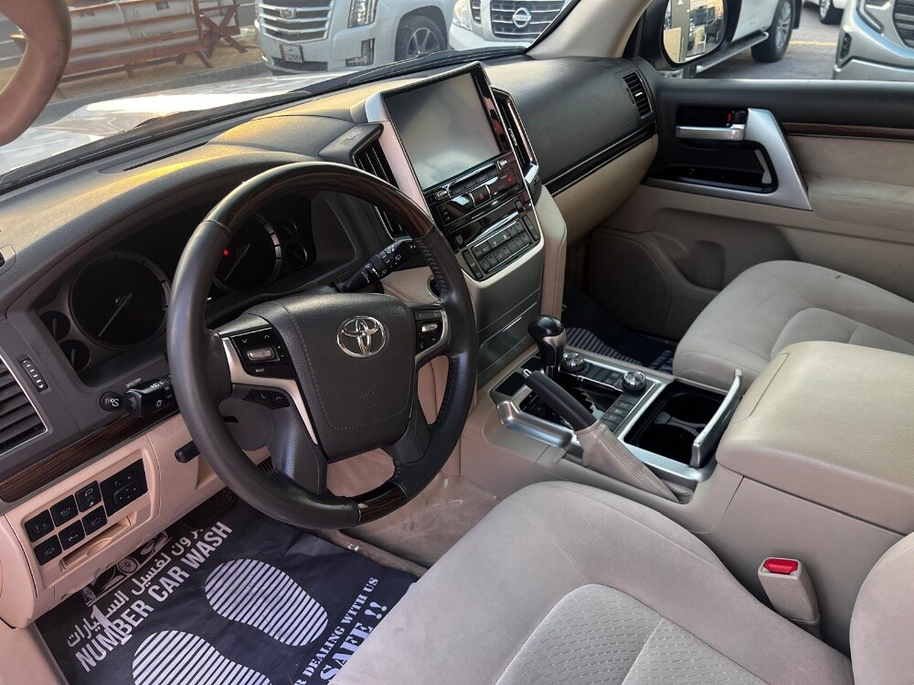 Land Cruiser vxr 2019 — photo 8 for sale in Qatar
