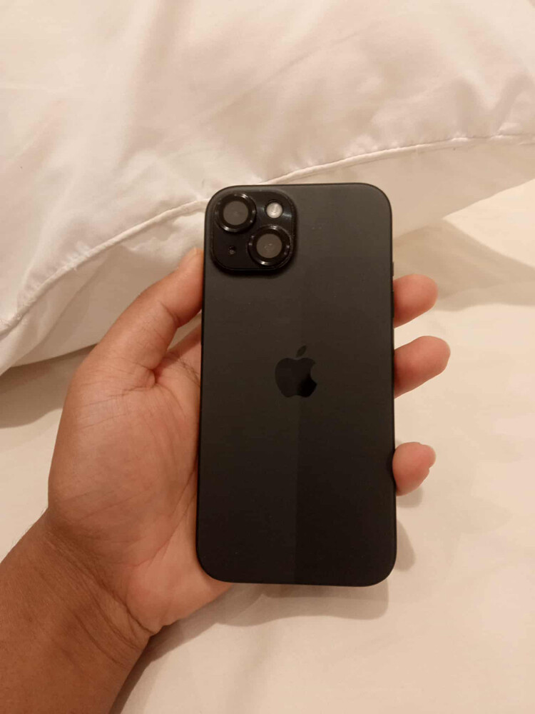 iPhone 15  - 2