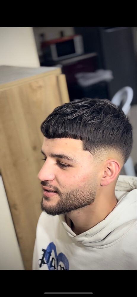A luxurious barber - 6
