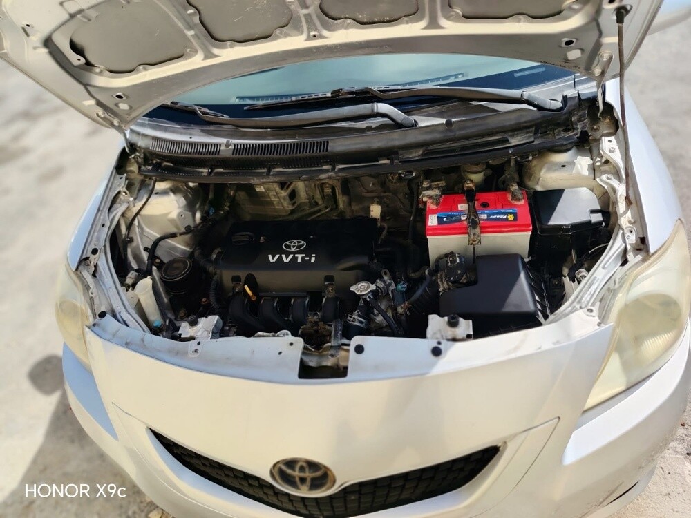 Toyota 2010 with 190k+ Kilometers - 3