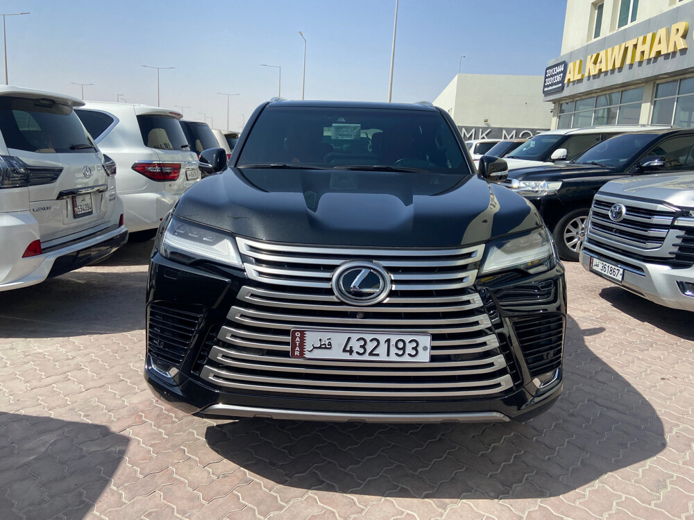 Lexus 2022 luxury black - 1