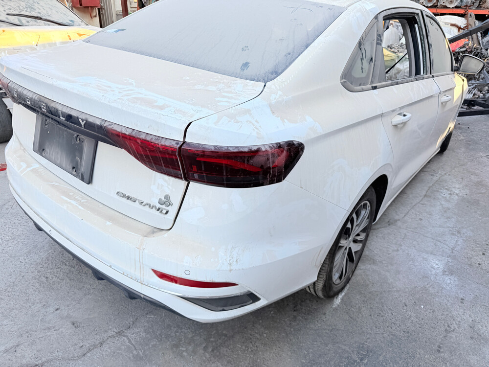 Geely Emgrand Scrap - 3
