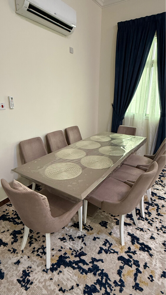 طاولة طعام عائلية - 3