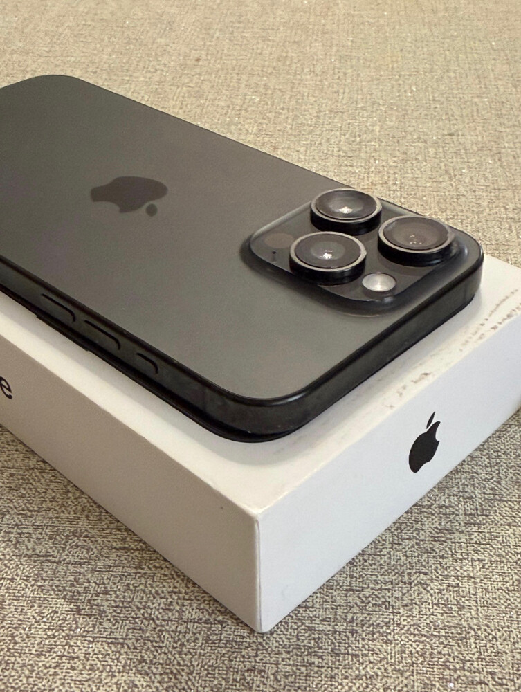Iphone 15 pro max - 2