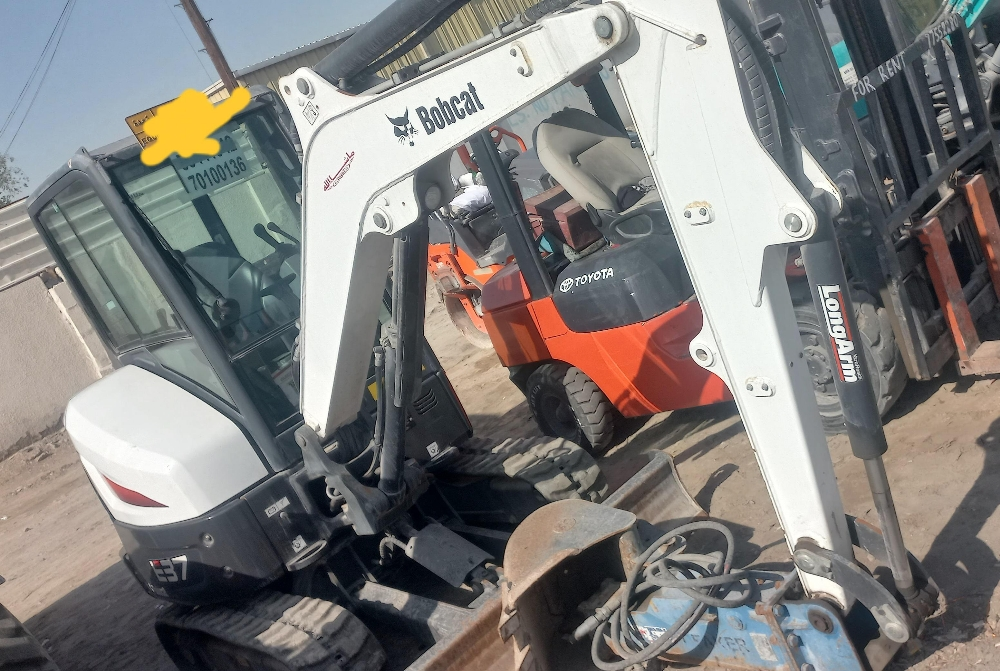 excavator 70100136 - 2