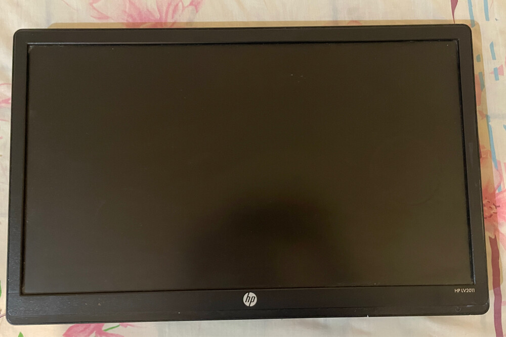 HP LV2011 Monitor – 20” HD  - 1
